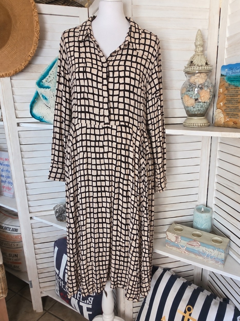 Black Grid Print Long Sleeve‎ Midi Dress - Primark Size L